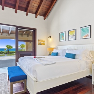 bedroom-3-casa-de-la-playa-track2