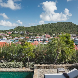 exterior-1-gustavia-view-track1