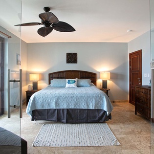 14-SeaEsta-Bedroom
