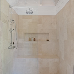 bathroom-1-sixieme-sens-track3
