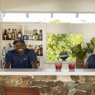 exterior-guana-island-track6