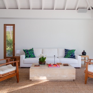 living-room-ti-castelle-track1