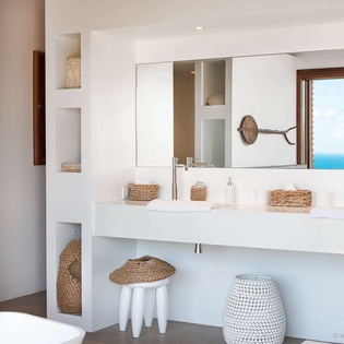 Bathroom at WV IXF, St. Jean, St. Barthelemy
