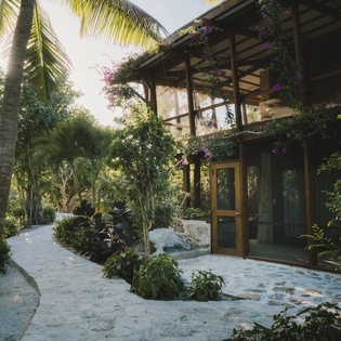 exterior-1-the-catch-track9