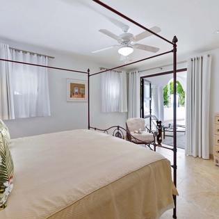 28-EtoiledeMer-Bedroom4