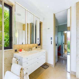 bedroom-3-amitie-track3