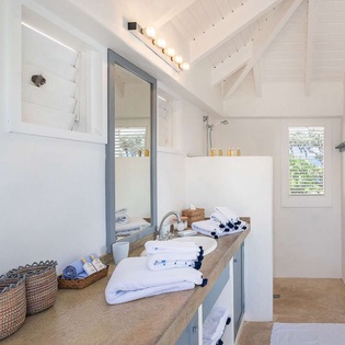 Bathroom at WV MBA, Pointe Milou, St. Barthelemy