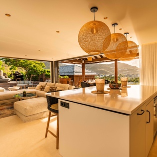 kitchen-tourmaline-track1