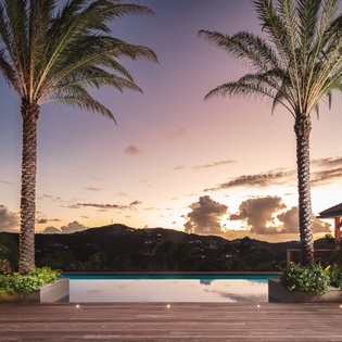 exterior-nightly-3-bel-air-track8