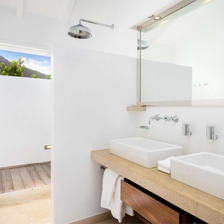 Bathroom at WV VNA, Vitet, St. Barthelemy