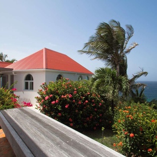 Exterior of WV BEV, Mont Jean, St. Barthelemy