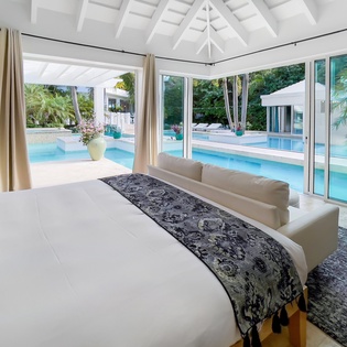 bedroom-4-lidija-house-at-the-pearls-track1