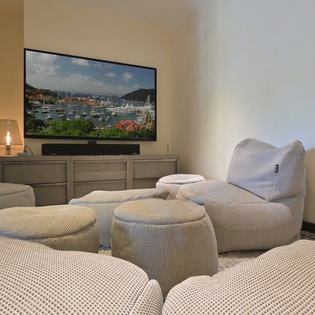 bedroom-6-silver-rainbow-track1