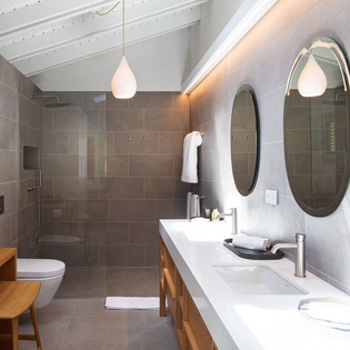 Bathroom at WV HBV, Flamands, St. Barthelemy