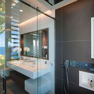 Bathroom at WV AXL, Gustavia, St. Barthelemy