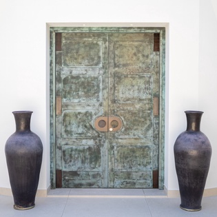 outside-view-amitie-track5