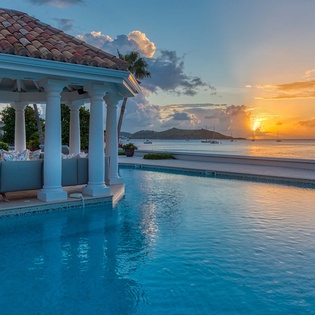 47-PetitePlage5-SunsetPool