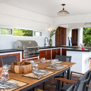15-LaVueFolle-OutdoorDining