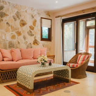 bedroom-1-the-catch-track6