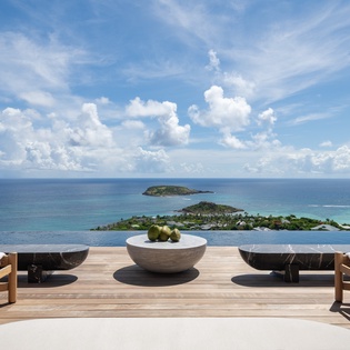 exterior-1-manoir-voltaire-track1