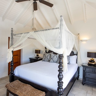 bedroom1-villa-sea-vous-play-track1