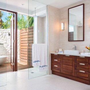Bathroom at PL SEN, Grace Bay/Leeward, Turks & Caicos