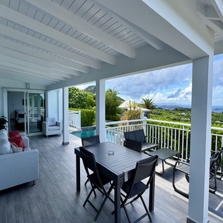 exterior-1-la-montagne-track3