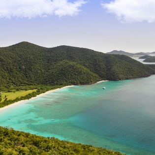 exterior-guana-island-track2