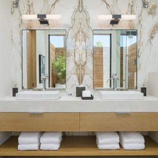 bedroom-3-footprints-track3