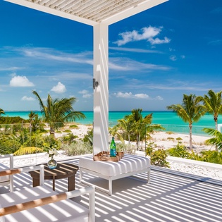 outdoor-living-emerald-pavilion-track2
