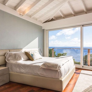 Bedroom at WV MER, Gouverneur, St. Barthelemy