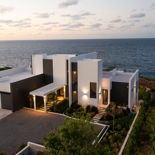 exterior-reve-noir-track16