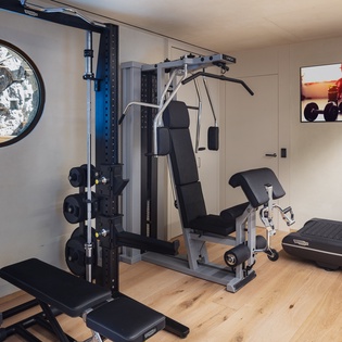 gym-room-jangali-track1