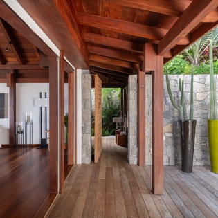 Mud Room_Entryway-Kyr-Track-1