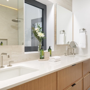 bedroom-4-seafire-track2