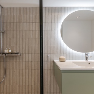 bathroom-2-les-sables-track2