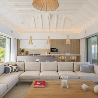 living-room-indigo-track3