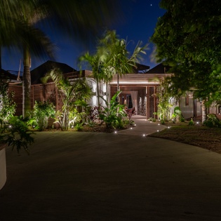 exterior-nightly-3-aura-track4