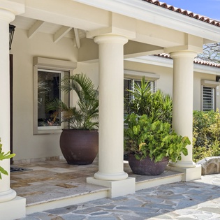 Exterior-Maison de Reve-Track-19