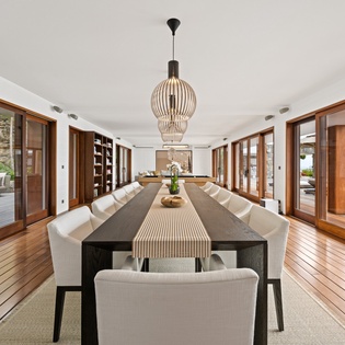living-and-dining-room-sixieme-sens-track3