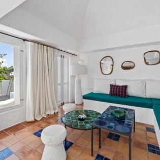 living-room-casa-dolce-track1