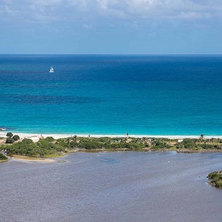 41-LaCasaDelJefe-ViewOrientBeach