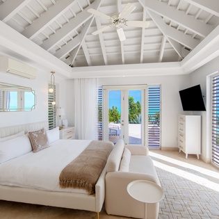 bedroom-5-lidija-house-at-the-pearls-track1