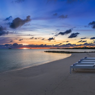 exterior-twin-palms-track14