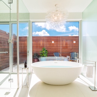 bedroom-4-sol-e-mare-track1