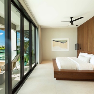 21-024 Villa Solara 7573
