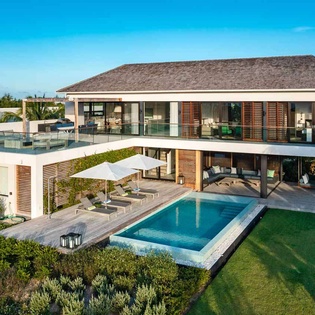 Exterior of PL AQV, Grace Bay/Beachside, Turks & Caicos