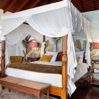 master-bedroom-dream-in-blue-track4