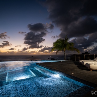 outdoor-nightly-blue-swan-track2