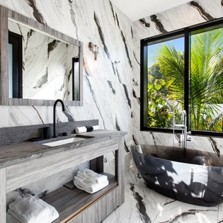 bathroom-4-reve-noir-track3